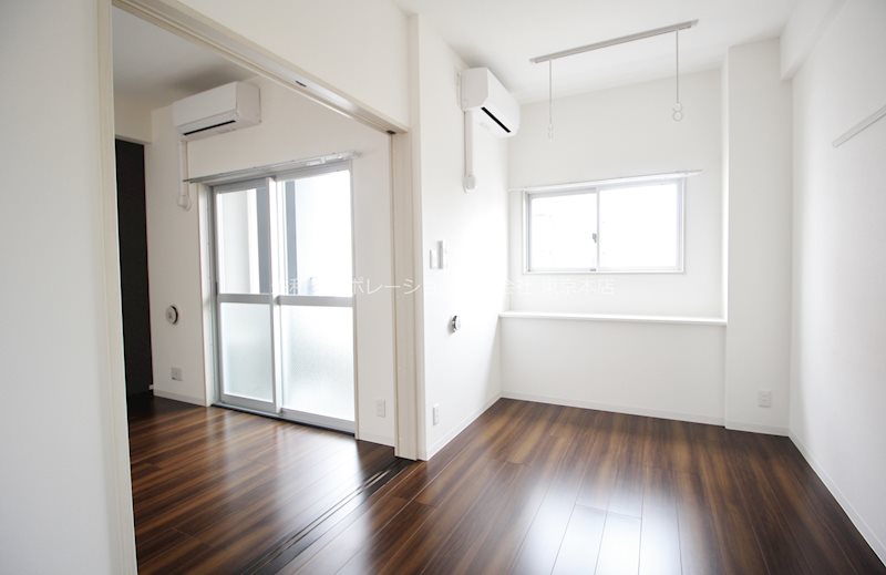 居室・リビング　居室