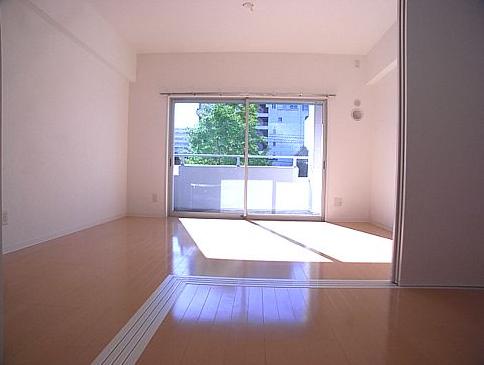 居室・リビング　※別室参考写真