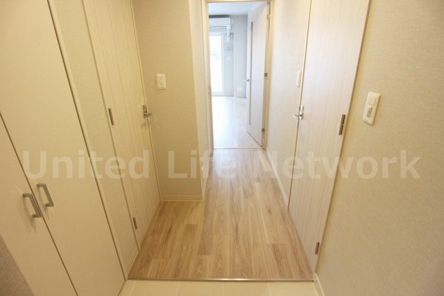 玄関　住まいの顔ともなる玄関