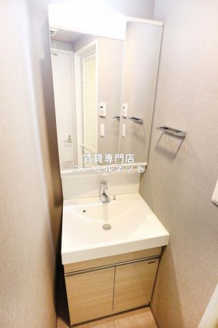 その他部屋・スペース　清潔感ある独立洗面台で毎日気持ちよく♪