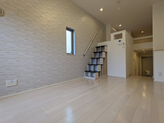 居室・リビング　103号室