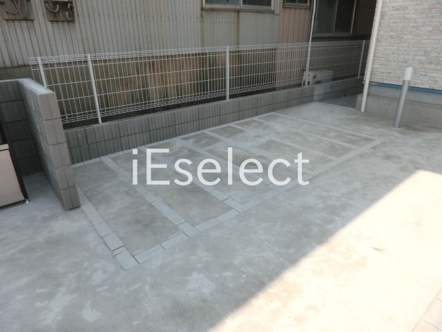 駐車場　駐輪スペースです