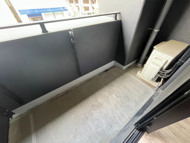 バルコニー　※同物件同タイプの別部屋参考写真です