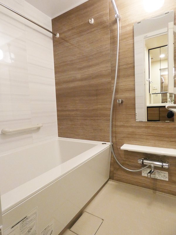 バス・シャワールーム