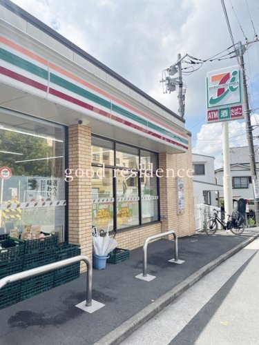 コンビニ　セブン-イレブン 横浜菊名３丁目店（コンビニ）まで55m