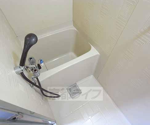 バス・シャワールーム　浴室です。