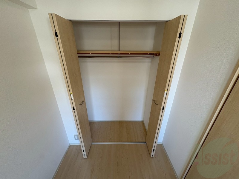 収納　寝室の収納です。部屋がすっきり片付きます。