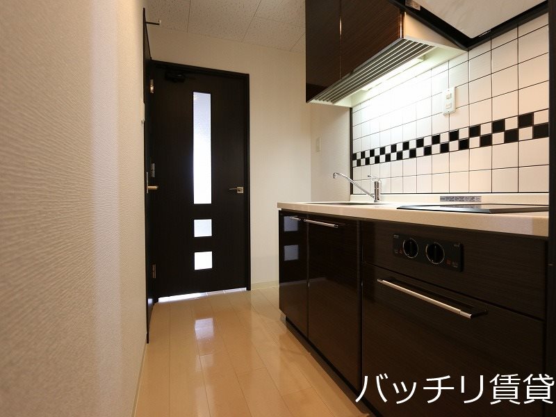 キッチン　画像は別号室イメージの為、現況を優先いたします。
