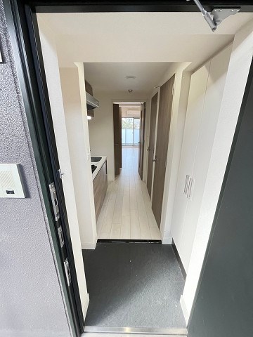 玄関　収納もある玄関です