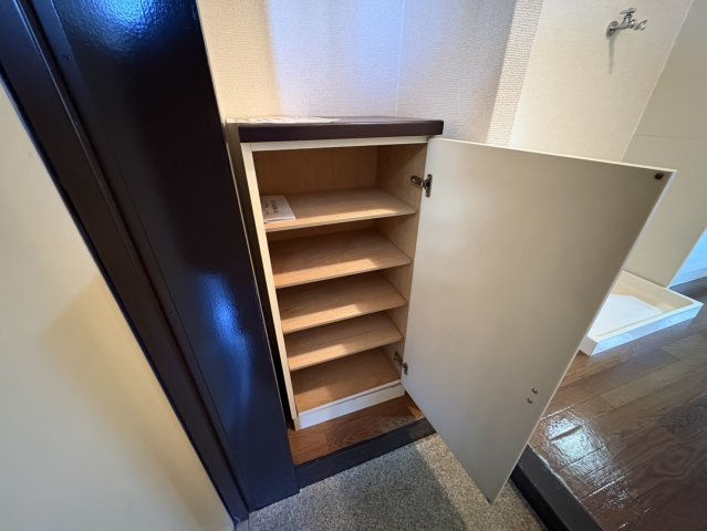 収納　コーポ伊勢山