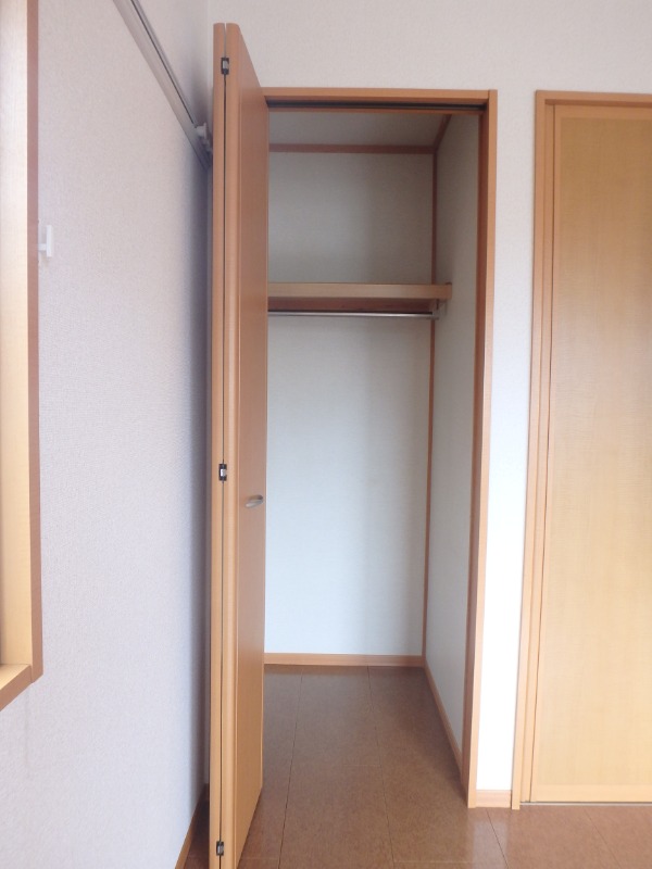 収納　図面と現状に相違がある場合には現状を優先