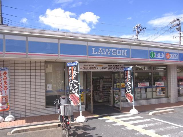 コンビニ　ローソン東大阪宝町店（コンビニ）まで899m