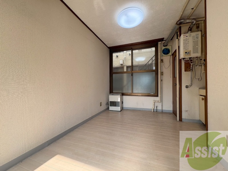 居室・リビング　広くてキレイなお部屋が広がっていて、充実した生活が送れそう。