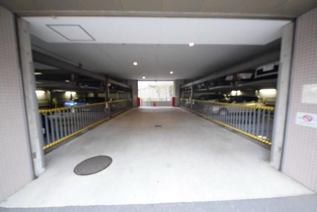 駐車場　敷地内駐車場