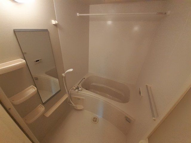 バス・シャワールーム　お風呂です