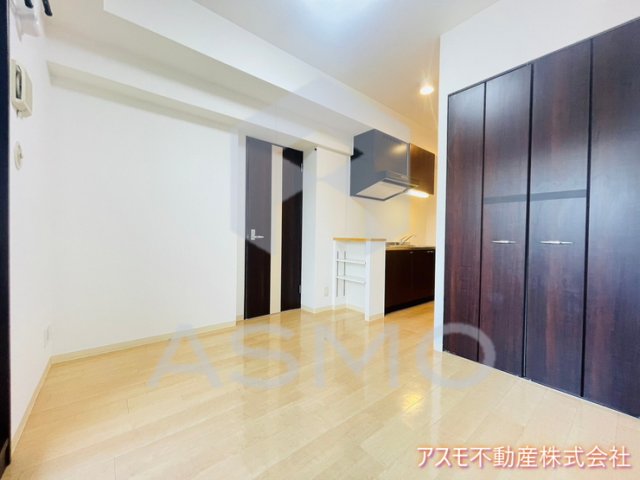 居室・リビング　同マンション別部屋　参考写真