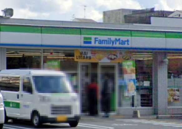 コンビニ　ファミリーマート 鶴見諸口一丁目店（コンビニ）まで67m