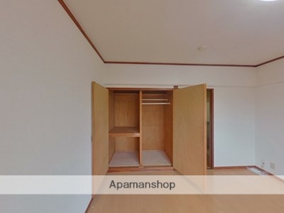 ゴールデン東海の内装写真