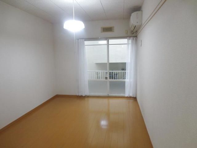 居室・リビング　★フローリングのお部屋★