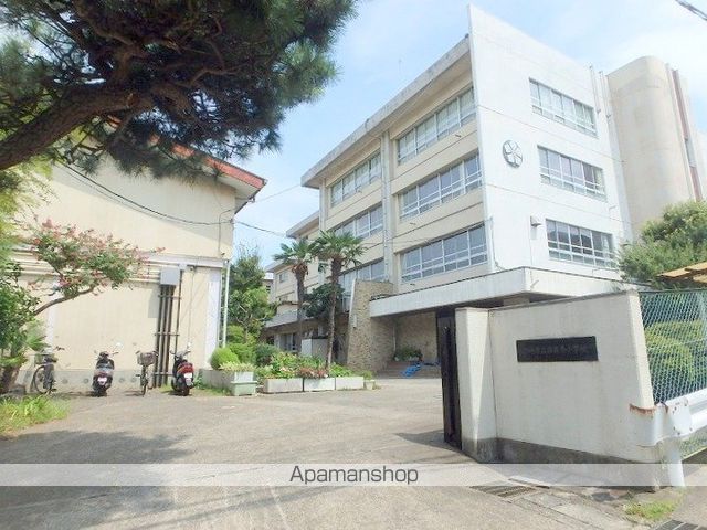 小学校　西有馬小学校（小学校）まで228m
