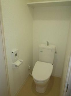 トイレ　アクティブタワー市谷