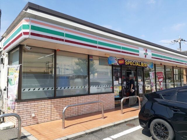 コンビニ　セブンイレブン 外環横大路店（コンビニ）まで600m
