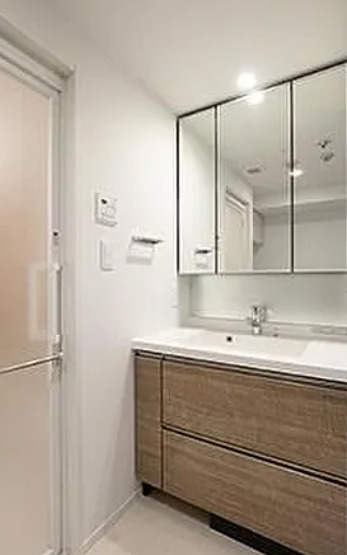 洗面設備　別部屋の画像を使用しております。