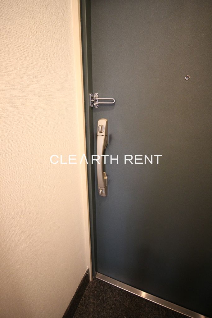 玄関　人感センサー照明付き
