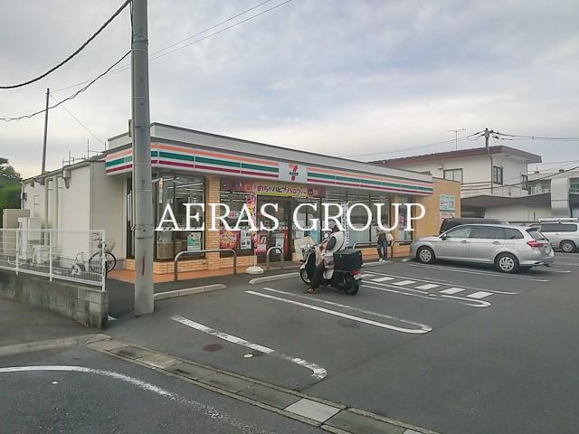 コンビニ　セブンイレブン三郷鷹野3丁目店（コンビニ）まで558m