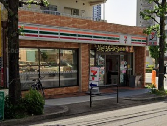 コンビニ　セブンイレブン 名古屋内山2丁目店（コンビニ）まで262m