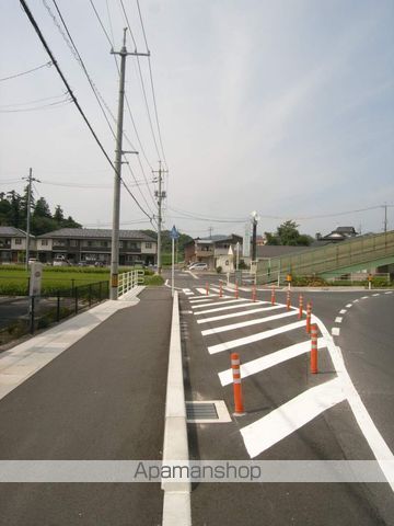 その他　前面道路（その他）まで10m