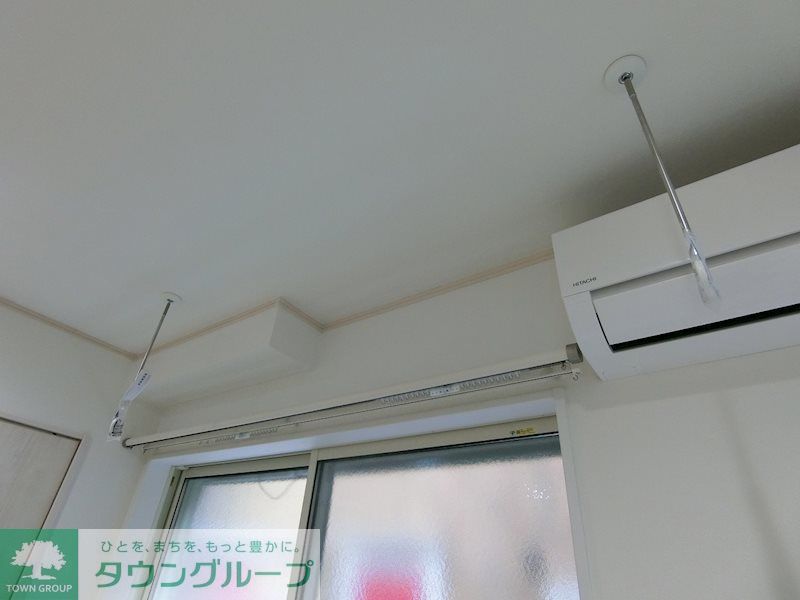 その他部屋・スペース　天井付け室内物干し