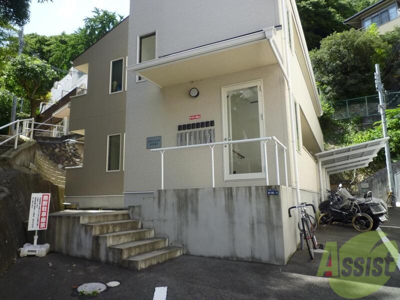 エントランス　綺麗なエントランスです。