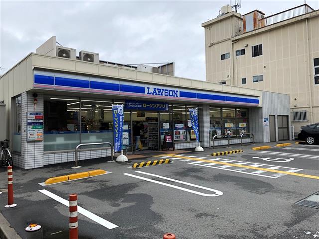 コンビニ　ローソン（コンビニ）まで407m