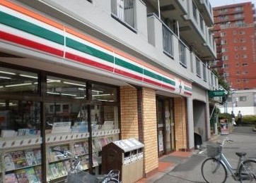 コンビニ　セブンイレブン・女子学習院店（コンビニ）まで352m