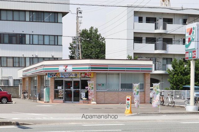 コンビニ　セブン－イレブン徳島鮎喰町店（コンビニ）まで333m