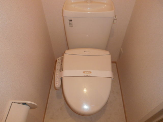 トイレ　同施工参考写真になります。