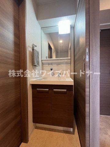 洗面設備　※同型タイプの為、現状優先