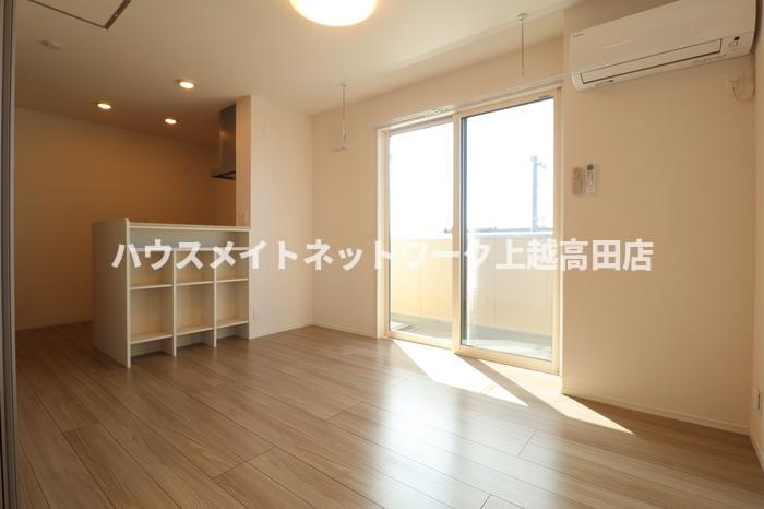 居室・リビング　ＬＤＫ9.9帖
