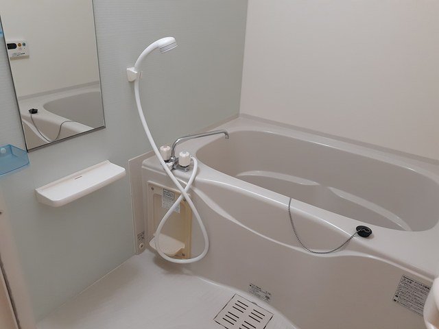 クレストガーデンIの風呂写真