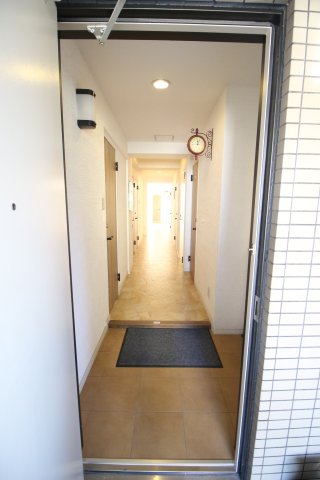 中葛西ハイツの玄関写真