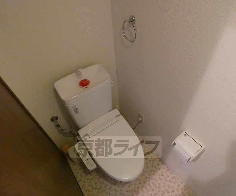 上京区挽木町貸家のトイレ写真