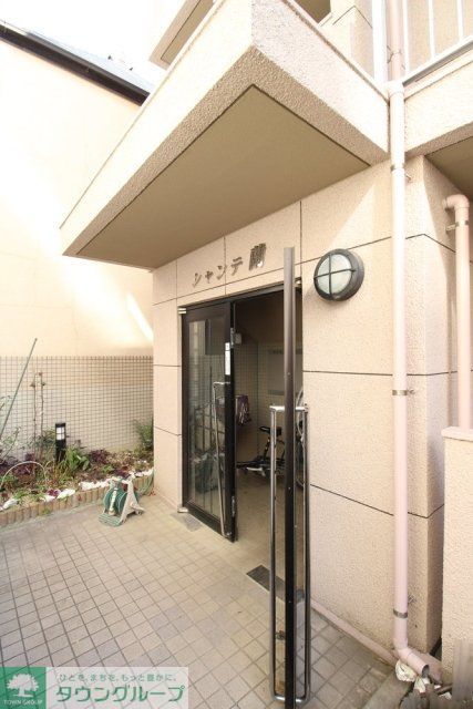 東京メトロ丸ノ内線 中野坂上駅 徒歩2分 3階建 築29年の外観写真