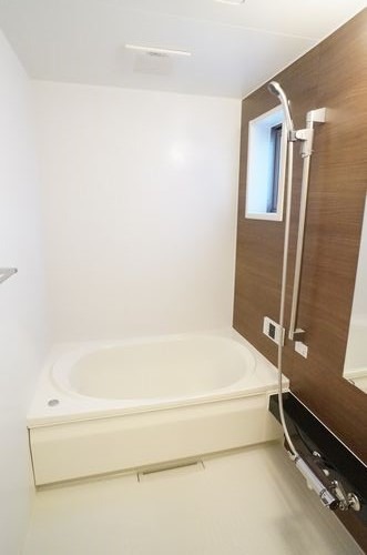バス・シャワールーム　図面と現状に相違がある場合には現状を優先