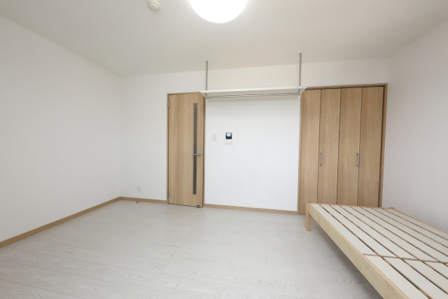 Barcelona大和町Iの居間写真