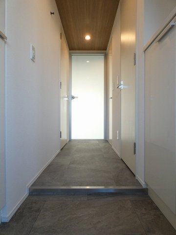 玄関　きれいな玄関です