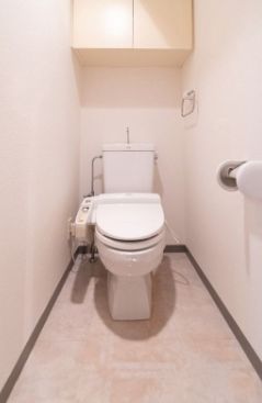 東京メトロ半蔵門線 水天宮前駅 徒歩5分 12階建 築25年のトイレ写真