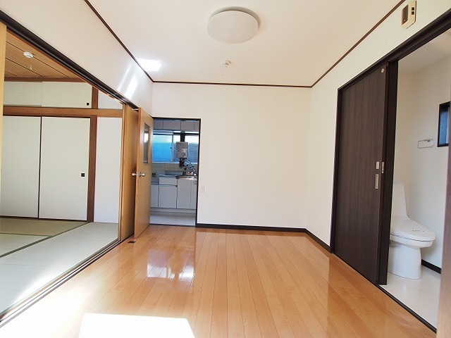 佐藤荘の居間写真