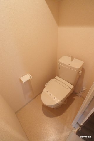 Luxe新大阪SOUTHのトイレ写真