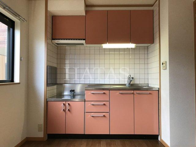 キッチン　同物件別部屋です。